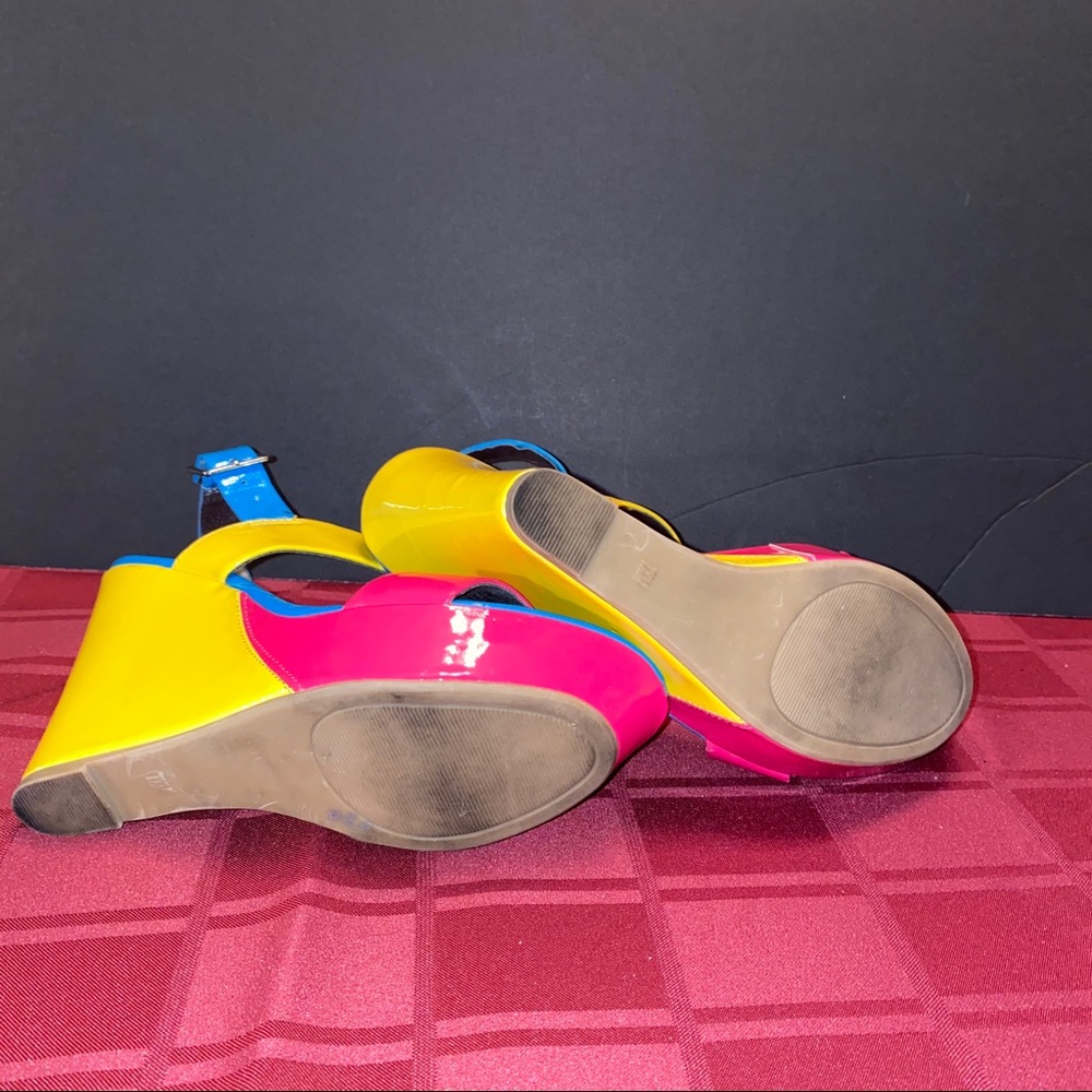 🔥G by Guess Multicolor Pink, Yellow & Blue Wedge Like New 7.5 CUTE! 🌺3xHost Pick - Picture 7 of 11